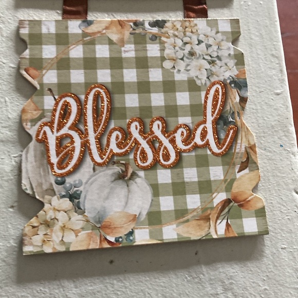 NWT- Beautiful Glittered Grateful ,Thankful, Blessed- Fall Pumpkin Decor Sign - Picture 9 of 14